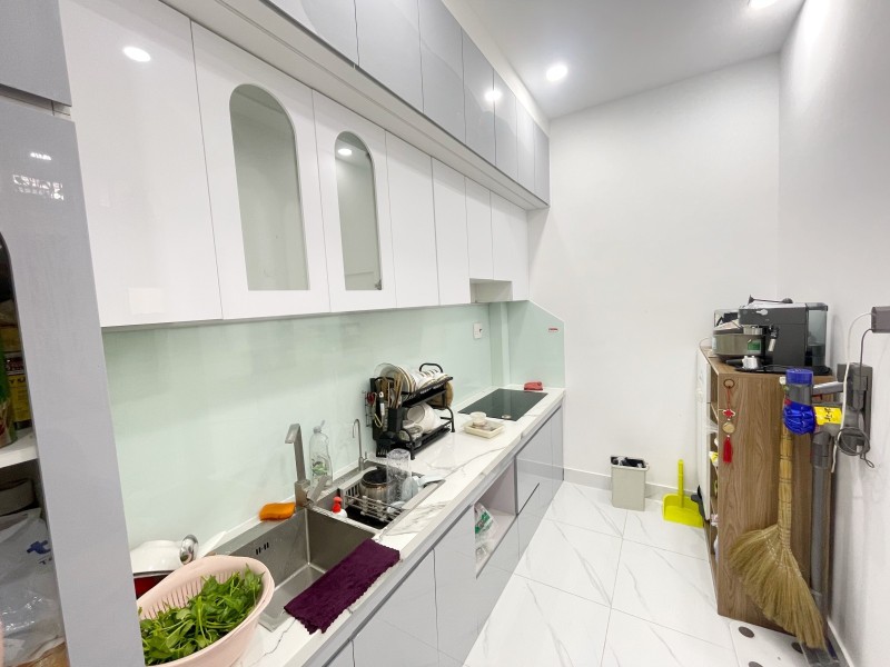 Bán nhà đẹp 4 tầng Nguyễn Văn Quỳ, Quận 7, 36m2 (4.5x8) chỉ 4.99 tỷ - Ảnh 2